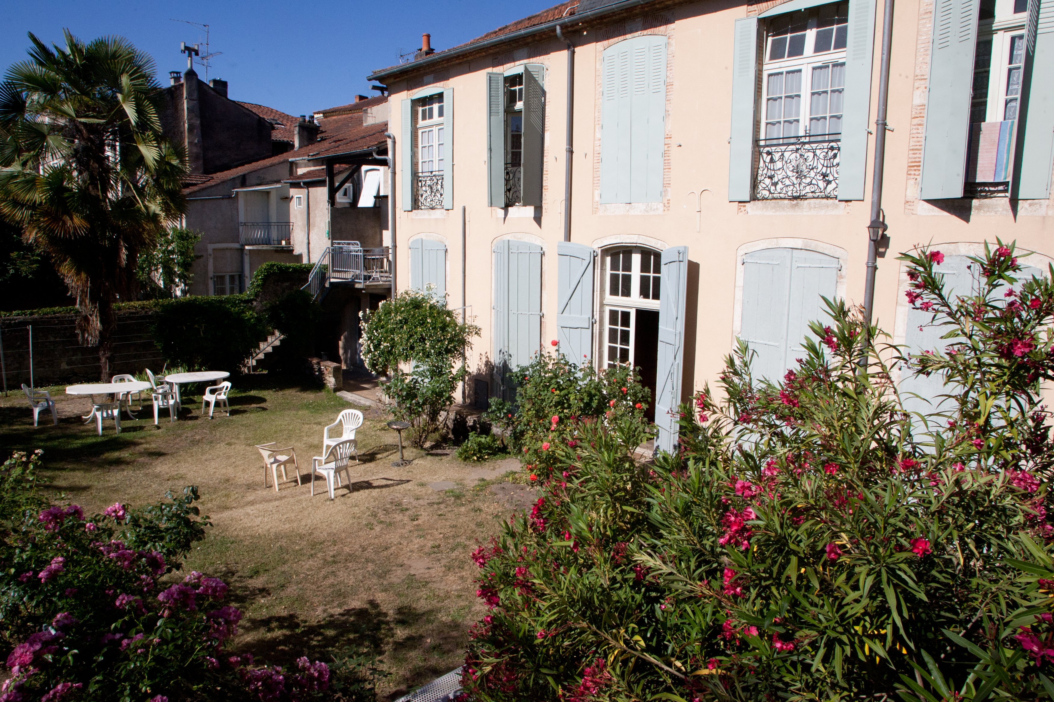 Association pour l'Habitat de Jeunes en Quercy