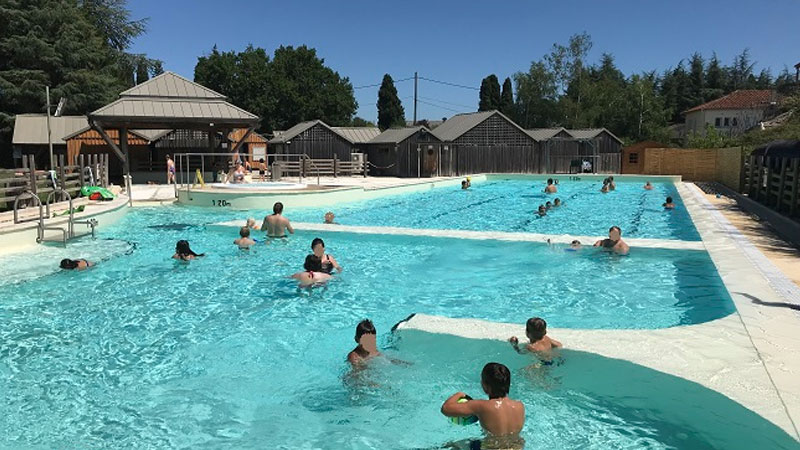 Après-midi jeux à la piscine de Castelnau-Montratier null France null null null null