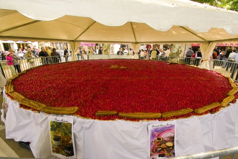 Fête de la Fraise - BEAULIEU-SUR-DORDOGNE