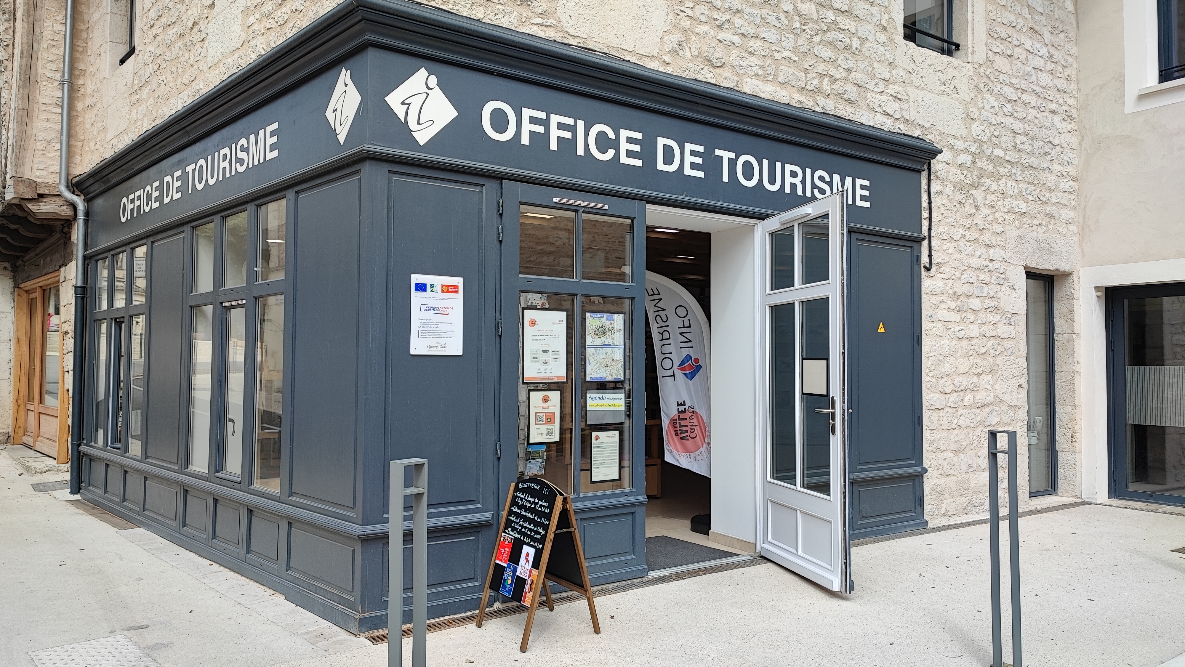 Office de Tourisme Cahors Vallée du Lot - Bureau d'information de Montcuq  France Occitanie Lot Montcuq-en-Quercy-Blanc 46800