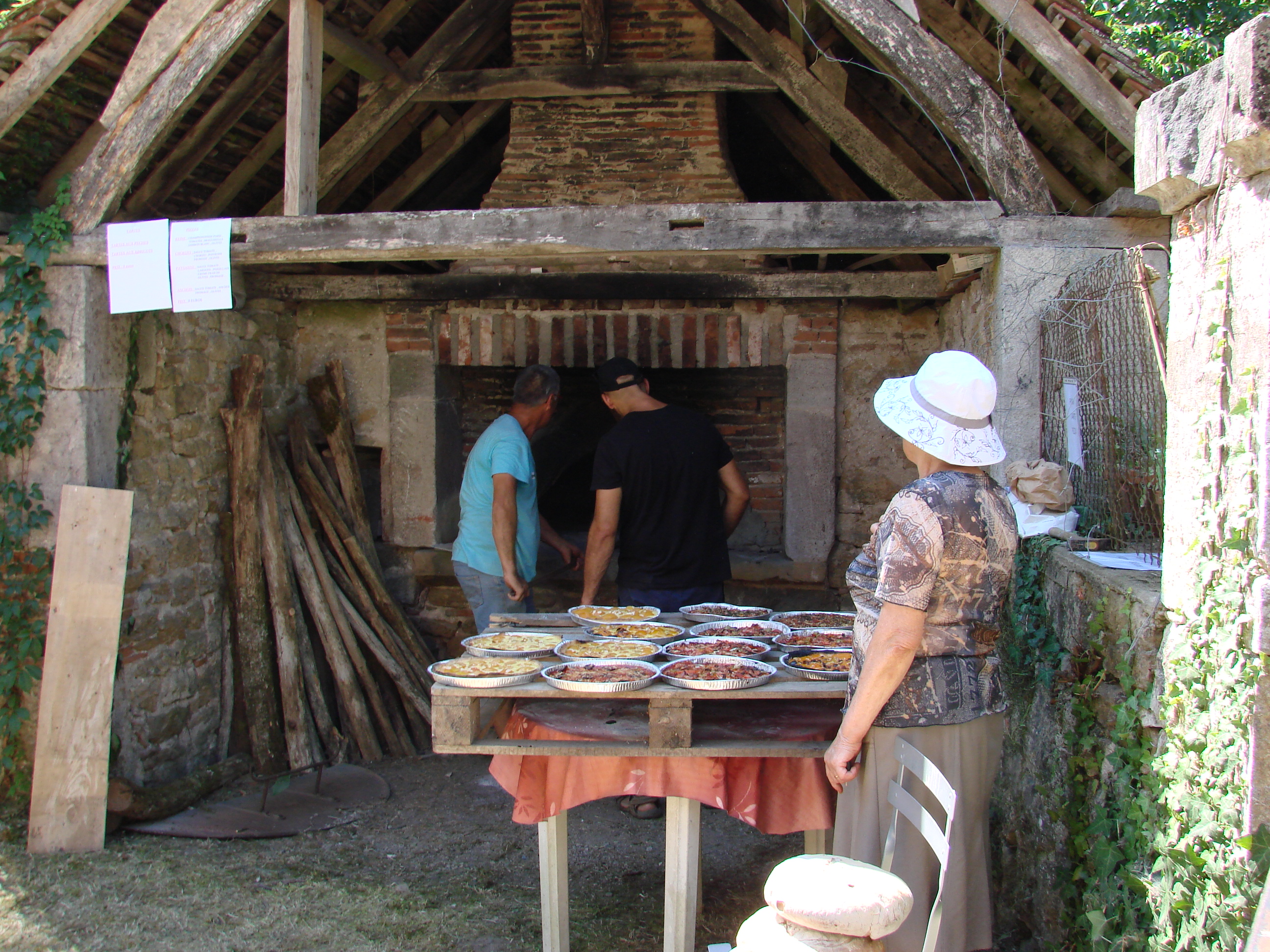 Fête des fours à pains  France Occitanie Lot Saint-Denis-lès-Martel 46600