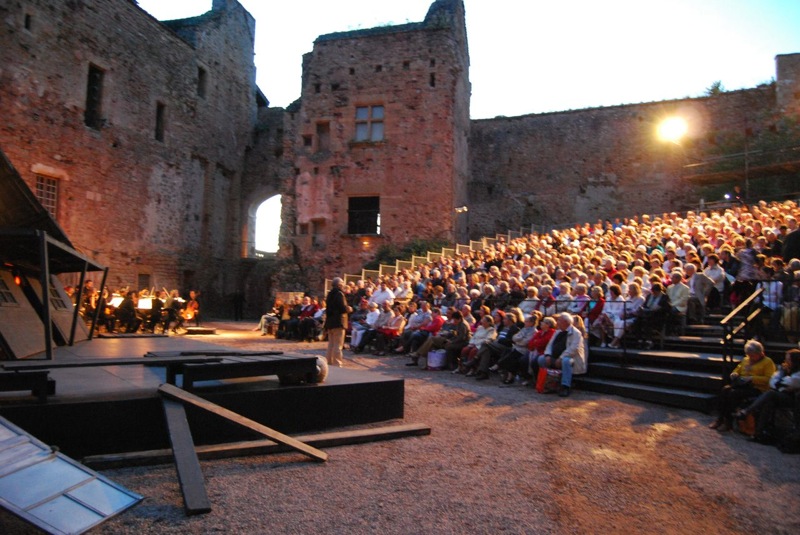 Figeac : Théâtre de l'Usine - Présentation du Festival de Saint-Céré