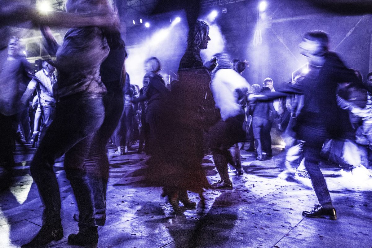 Figeac : Orange Fluo,