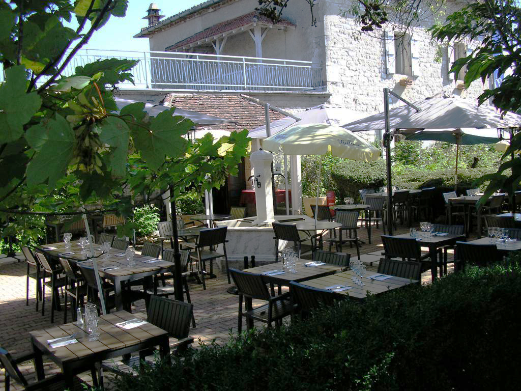 Restaurant La Grange du Levat  France Occitanie Lot Saint-Paul-Flaugnac 46170
