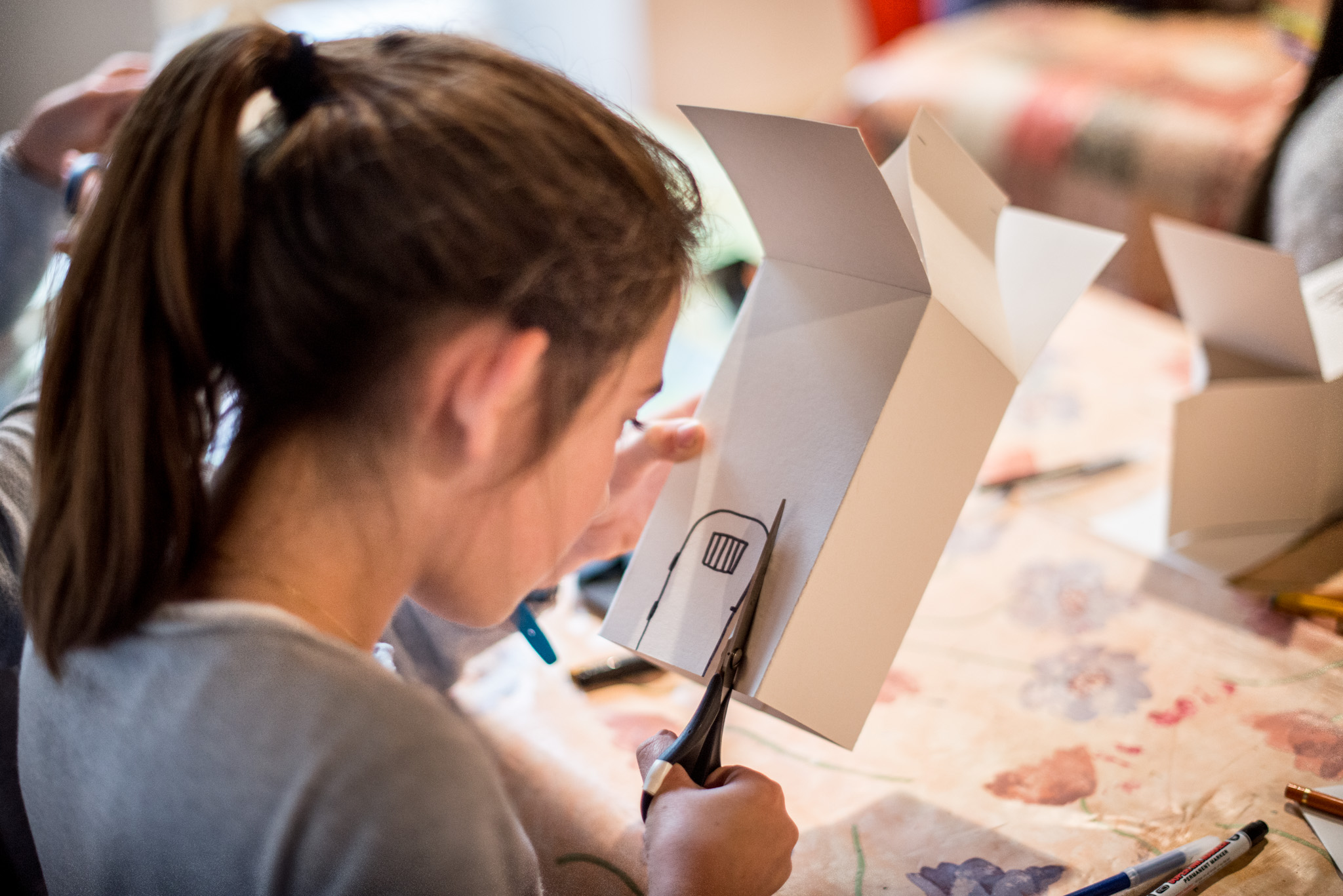 Figeac : Pays d'Art et d'Histoire : Atelier - Blason en papier