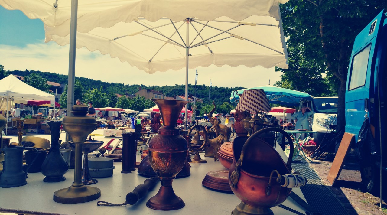 Figeac : Vide Grenier à l'occasion de la fête du village