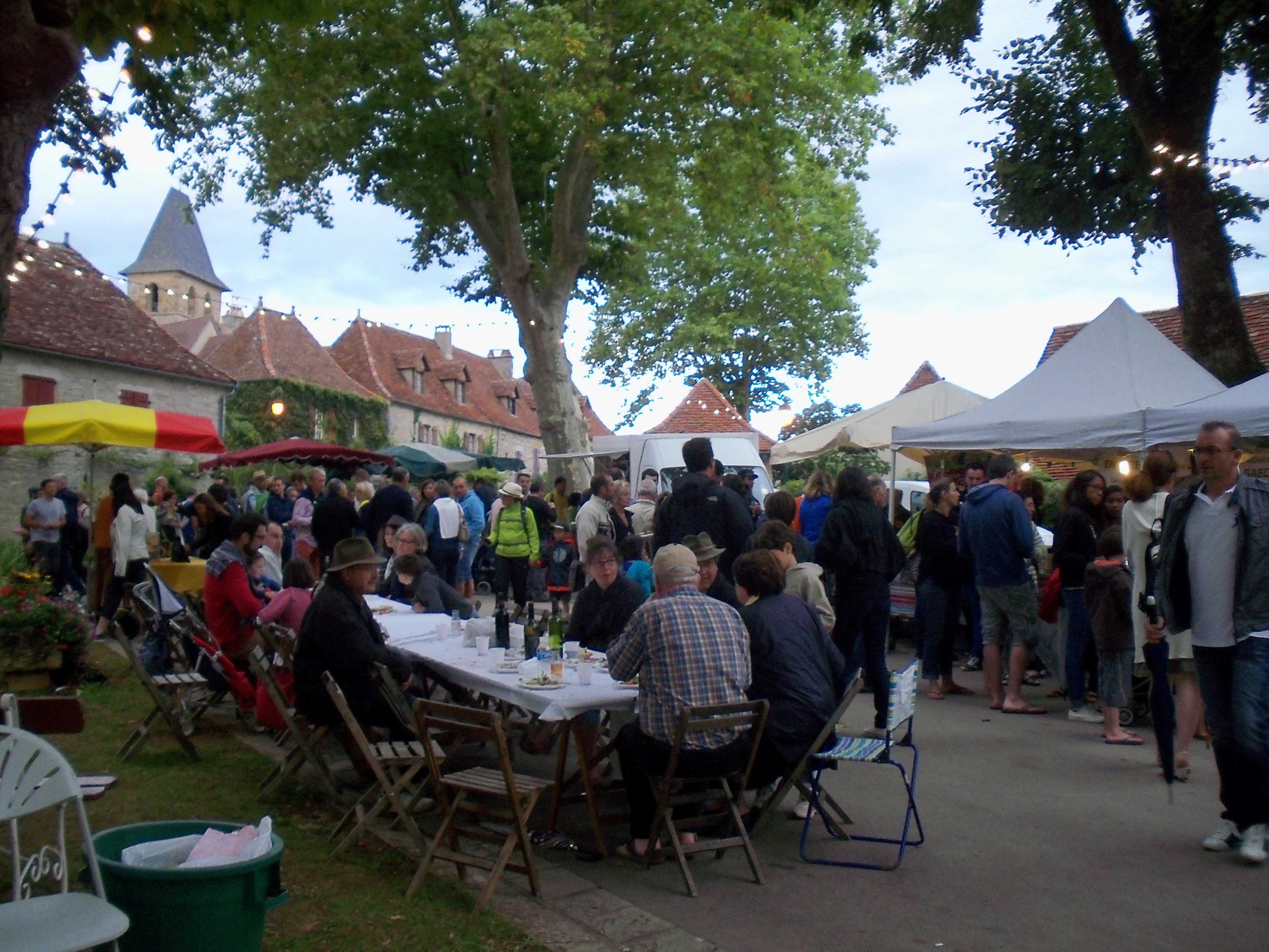 Figeac : Marché Gourmand durant la Fête Votive de Loubressac