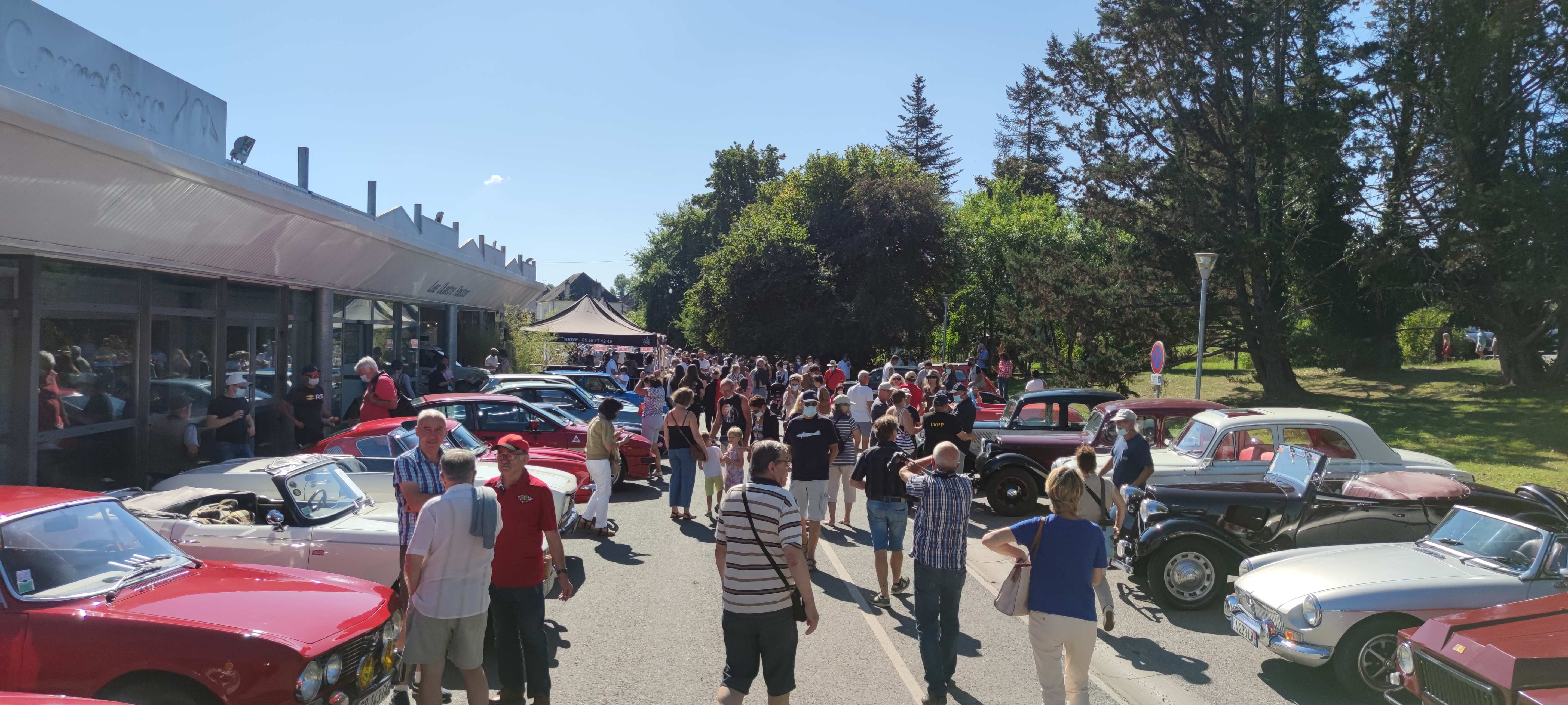 Brocante au Vignon-en-Quercy