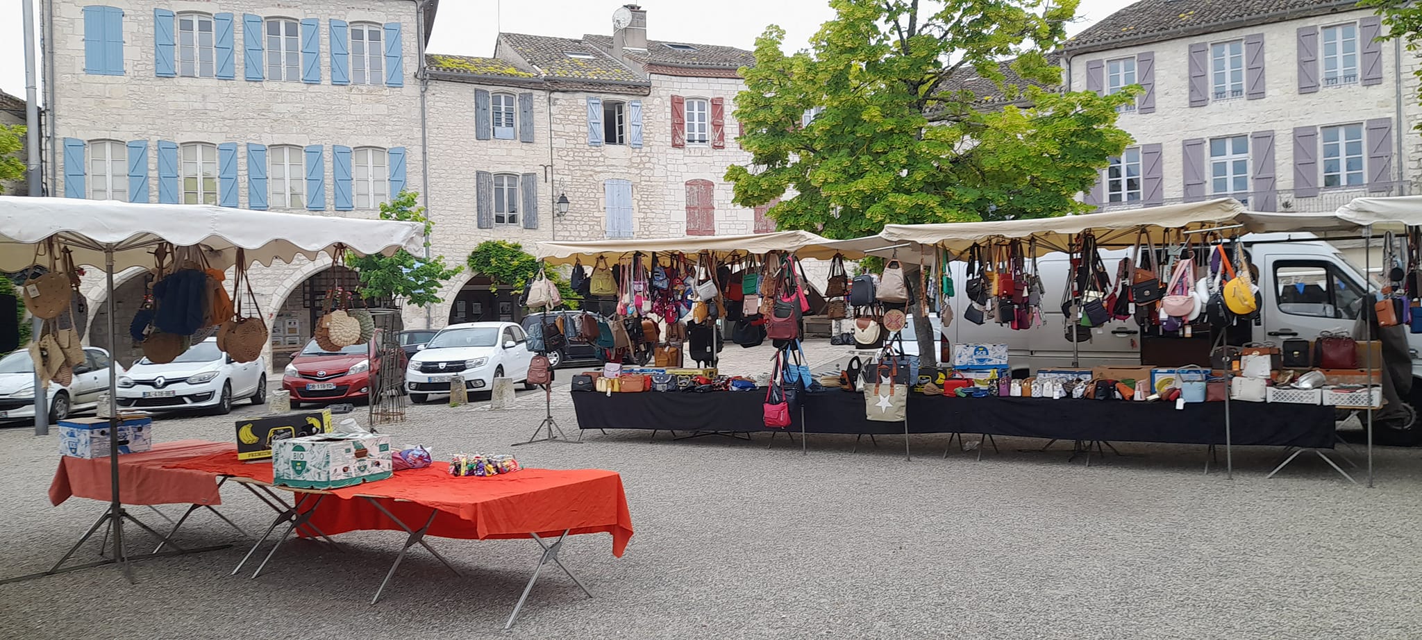 Figeac : Foire mensuelle à Castelnau-Montratier