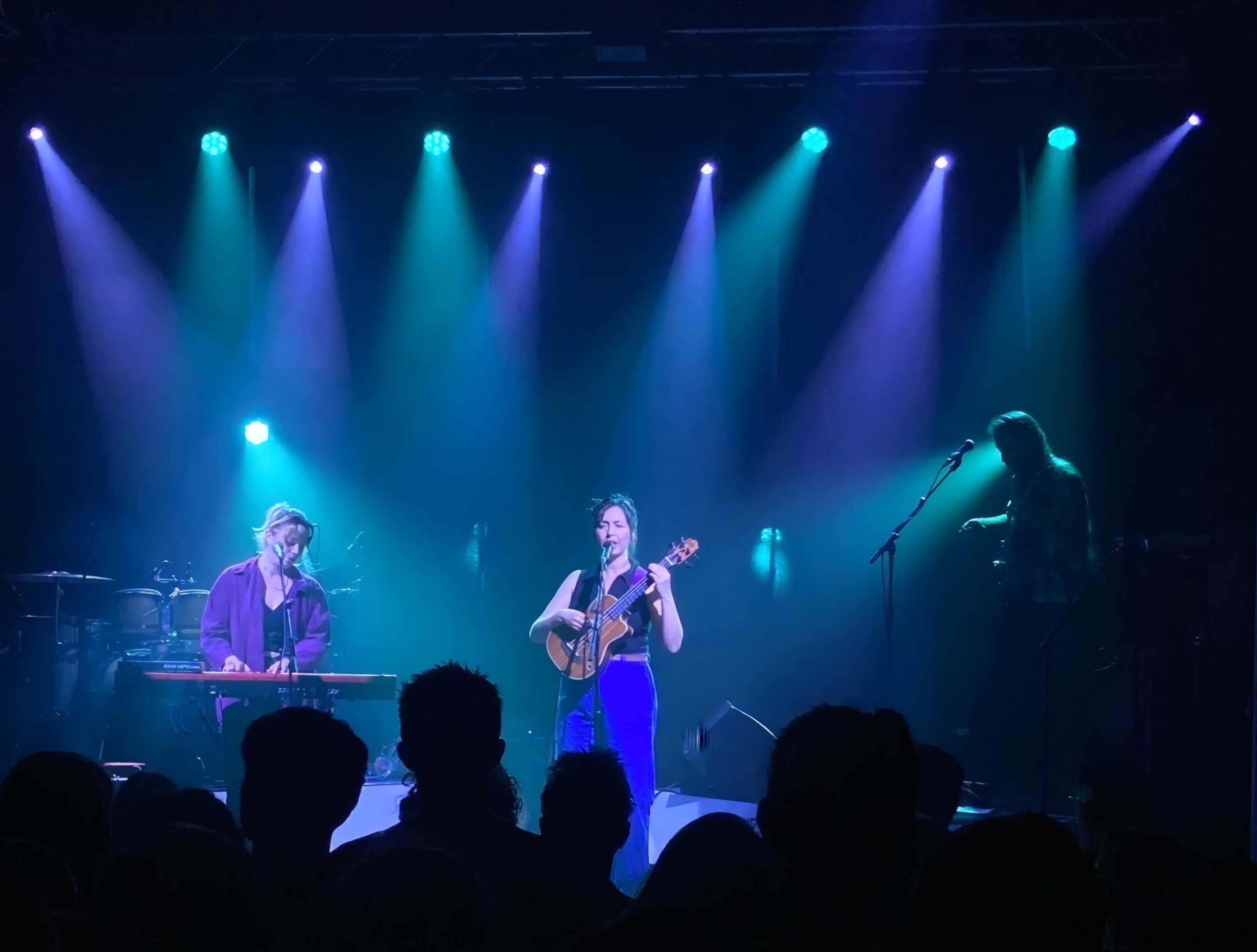 Figeac : ANITA en concert pour le Folk Club de Cahors avec chanson pop électro<br />