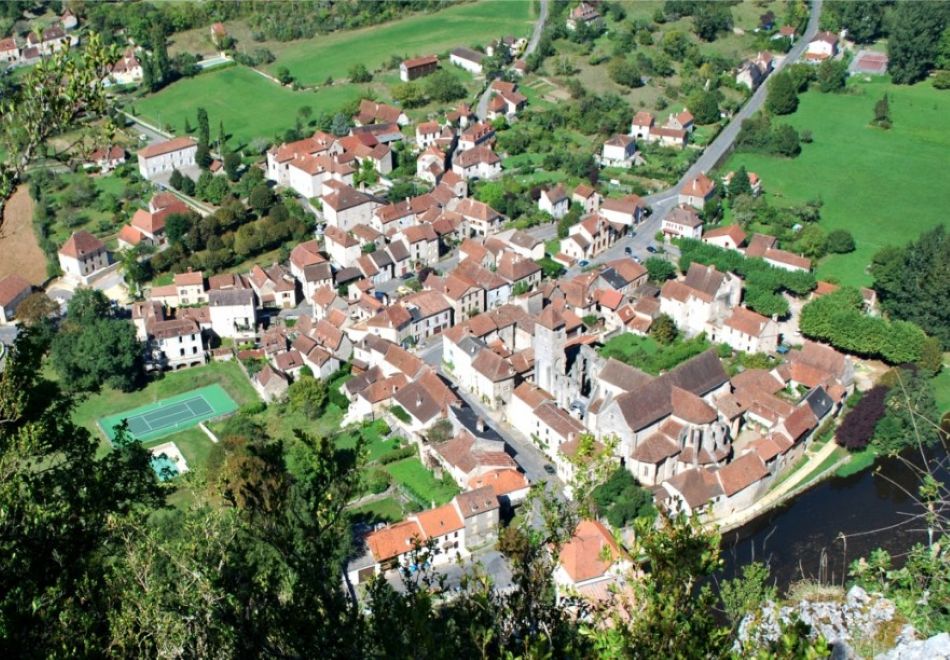 Figeac : Visite guidée : l’ancienne abbaye et le village de Marcilhac-sur-Célé