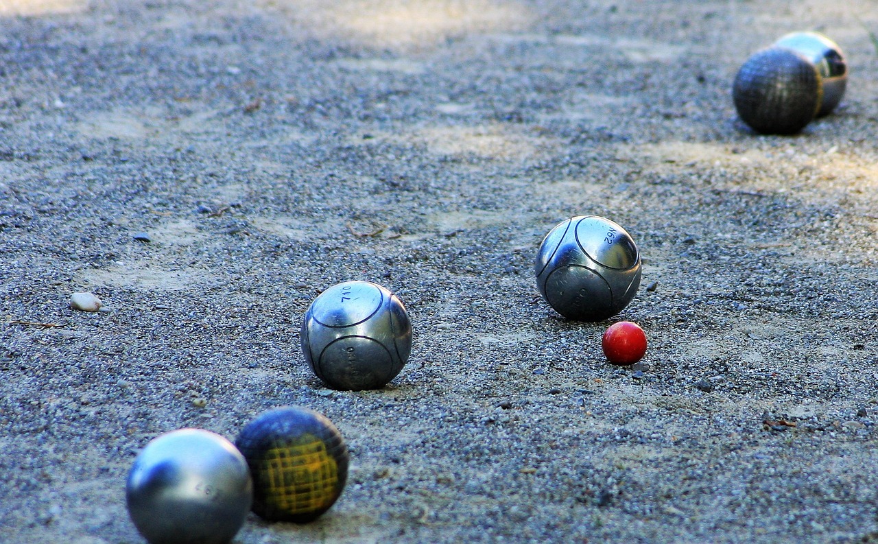 Figeac : Concours de pétanque à Cras