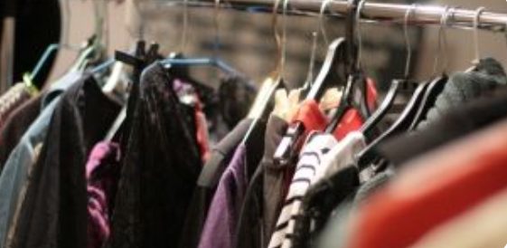 Figeac : Vide dressing au Vignon en Quercy