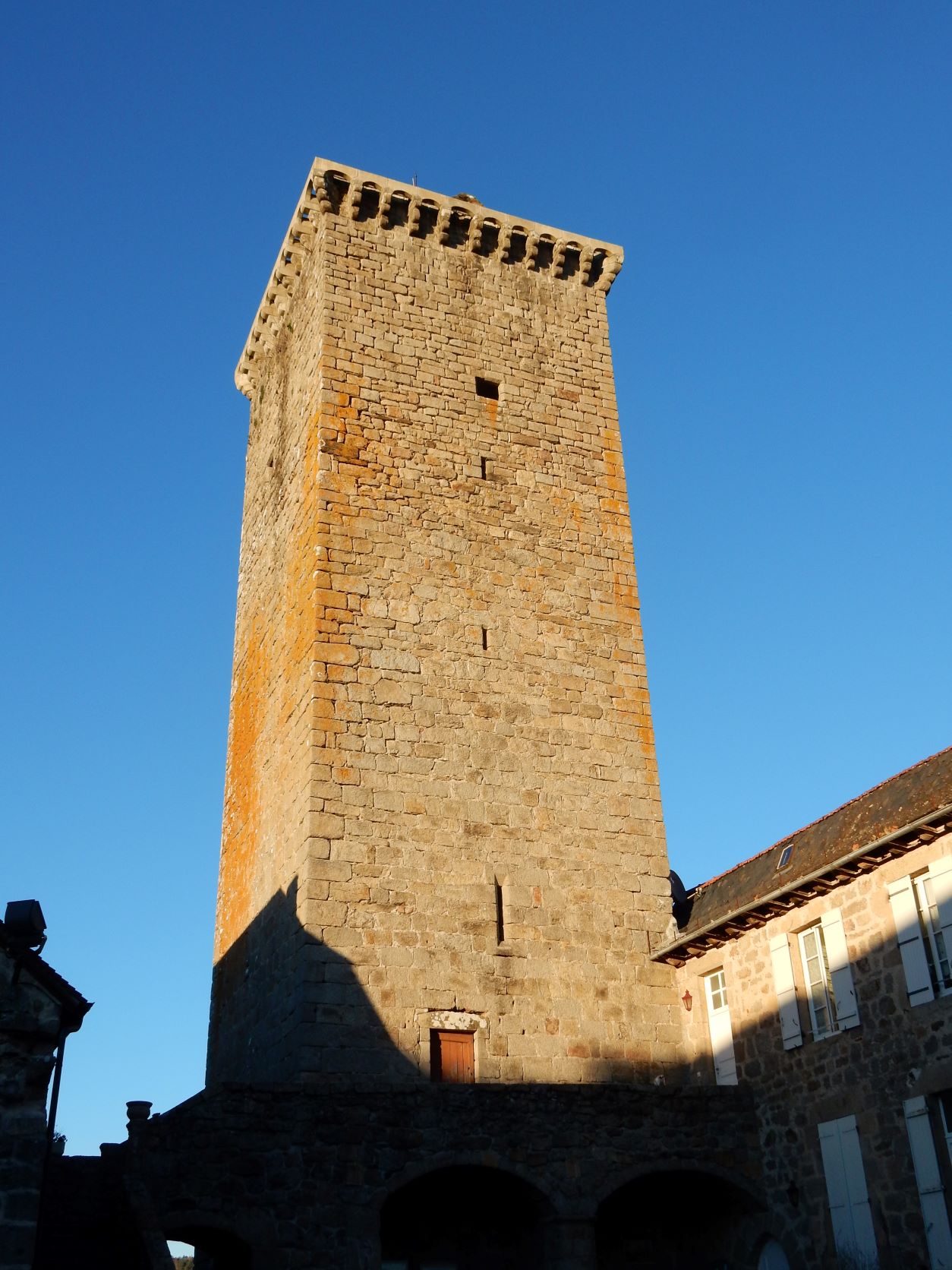 Figeac : Journées Européennes du Patrimoine : Tour médiévale du XIIIe et ses fresques