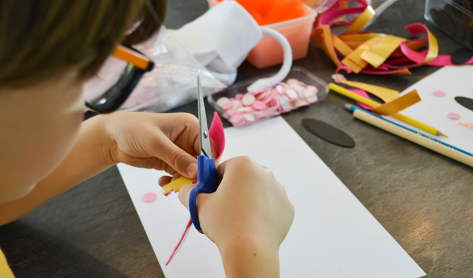 Figeac : Atelier, d'éveil sensoriel et tactile (18 mois à 5 ans) au Musée Champollion