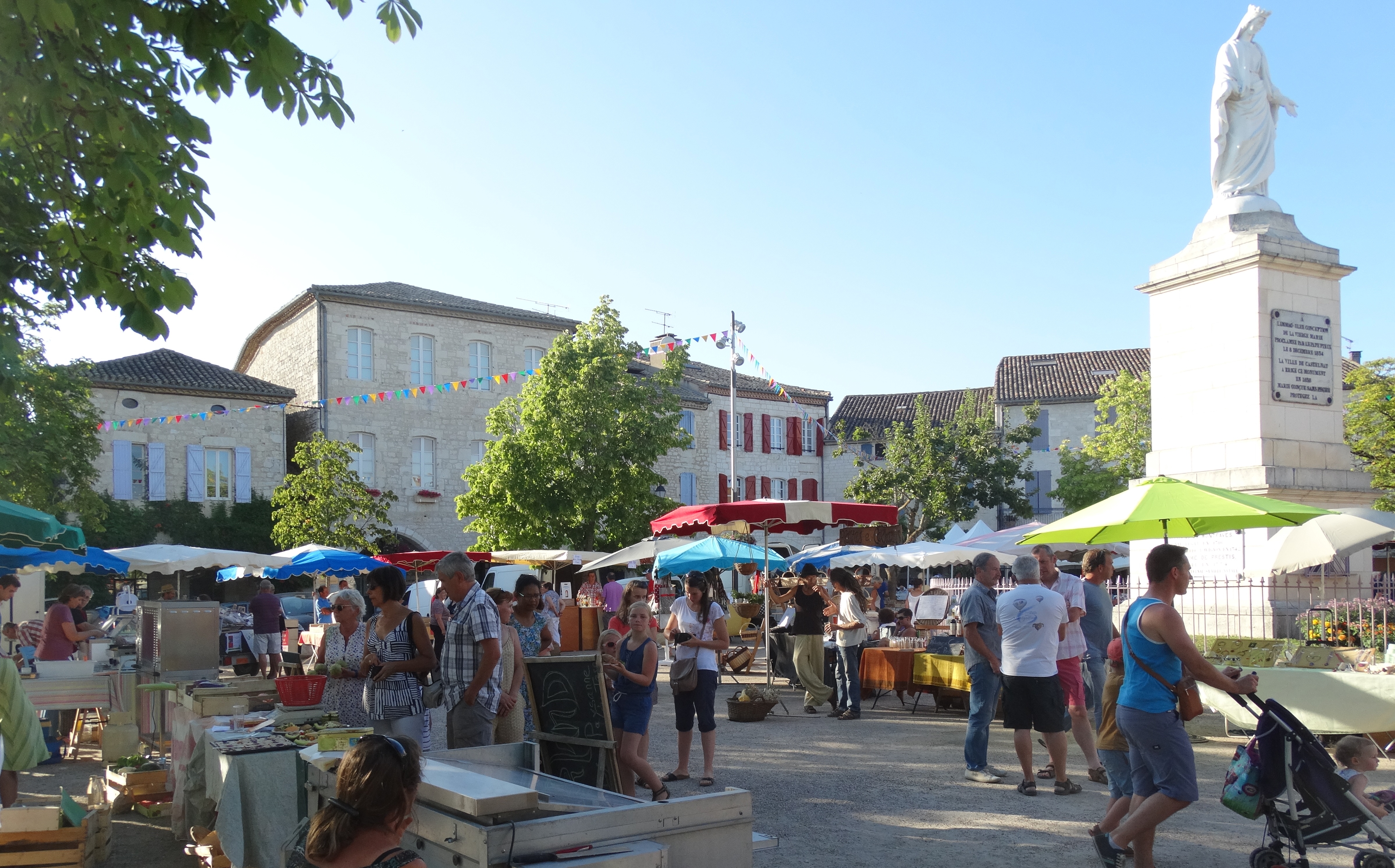 Figeac : Marché Gourmand Nocturne de Producteurs à Castelnau-Montratier